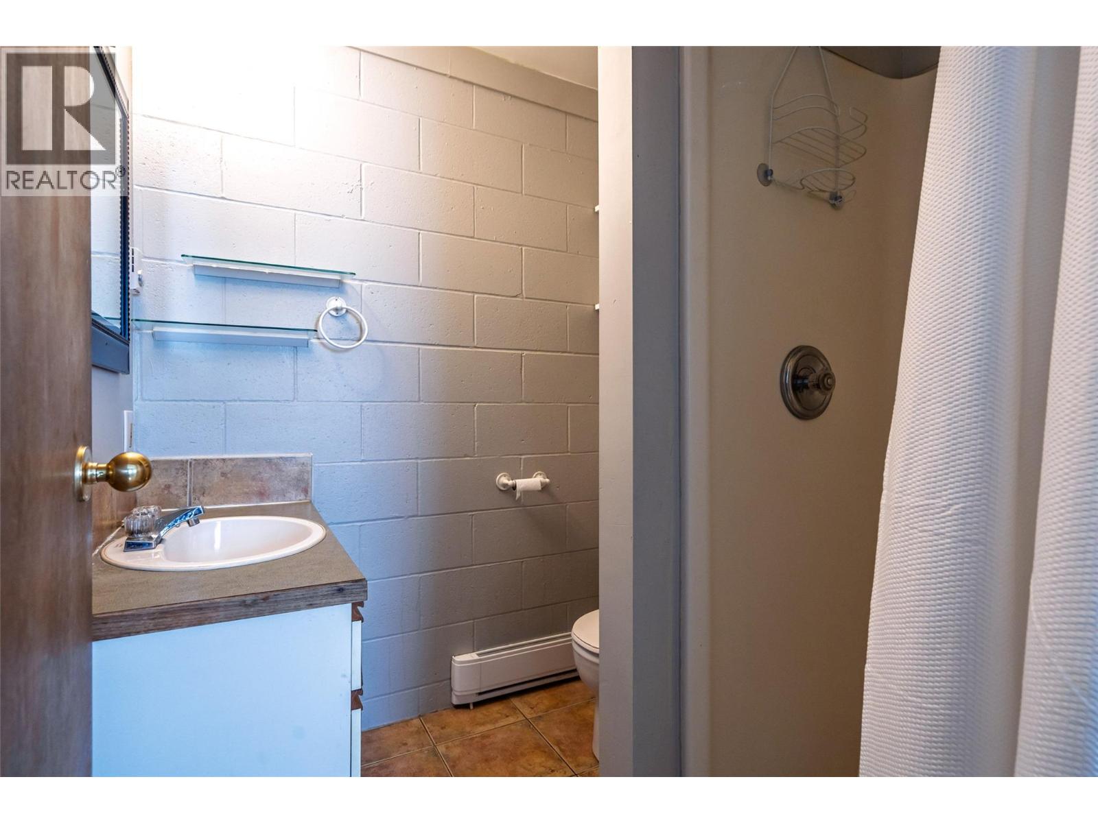 920 Nelson Avenue, Nelson, British Columbia  V1L 2N9 - Photo 47 - 10348063