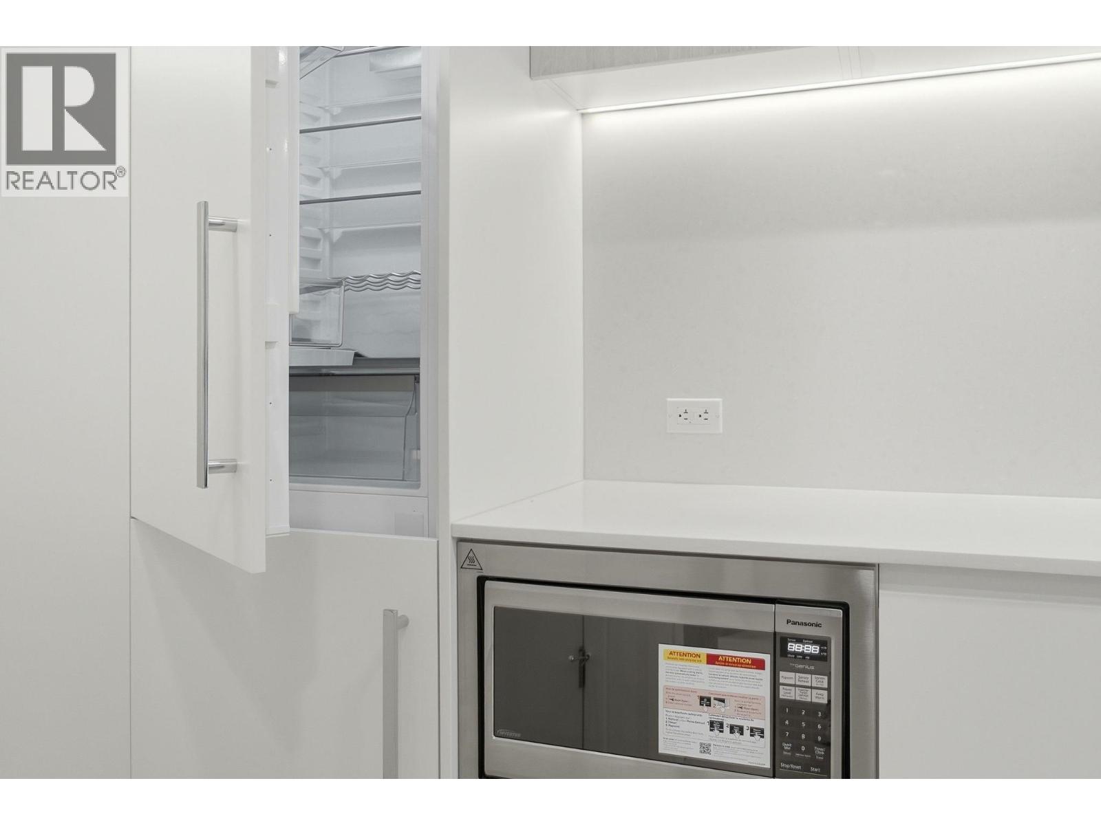 311 2803 W 4th Avenue, Vancouver, British Columbia  V6K 1R3 - Photo 16 - R3094378