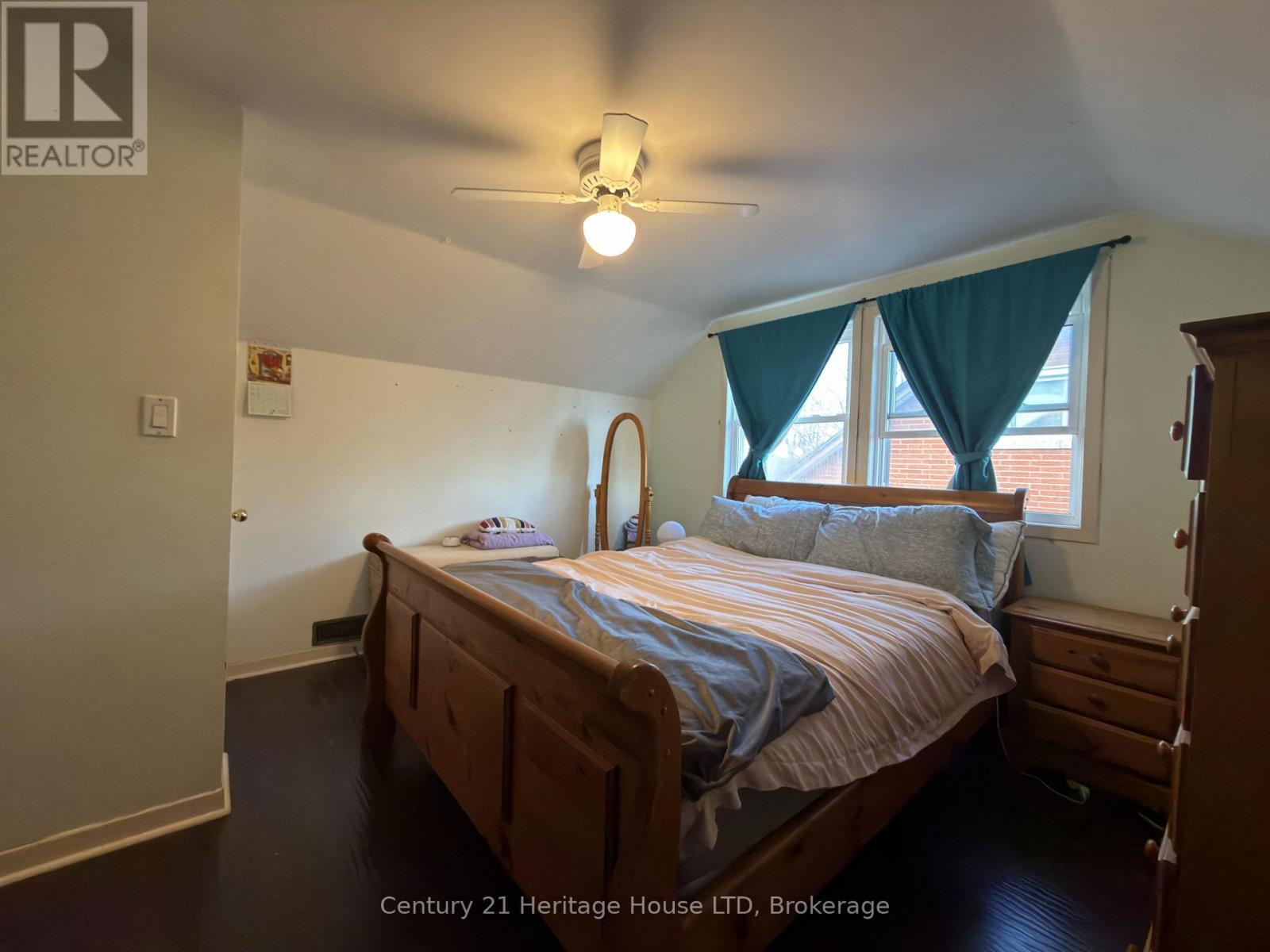 62 Kingsmill Street S, Fort Erie, Ontario  L2A 4E4 - Photo 11 - X12851750