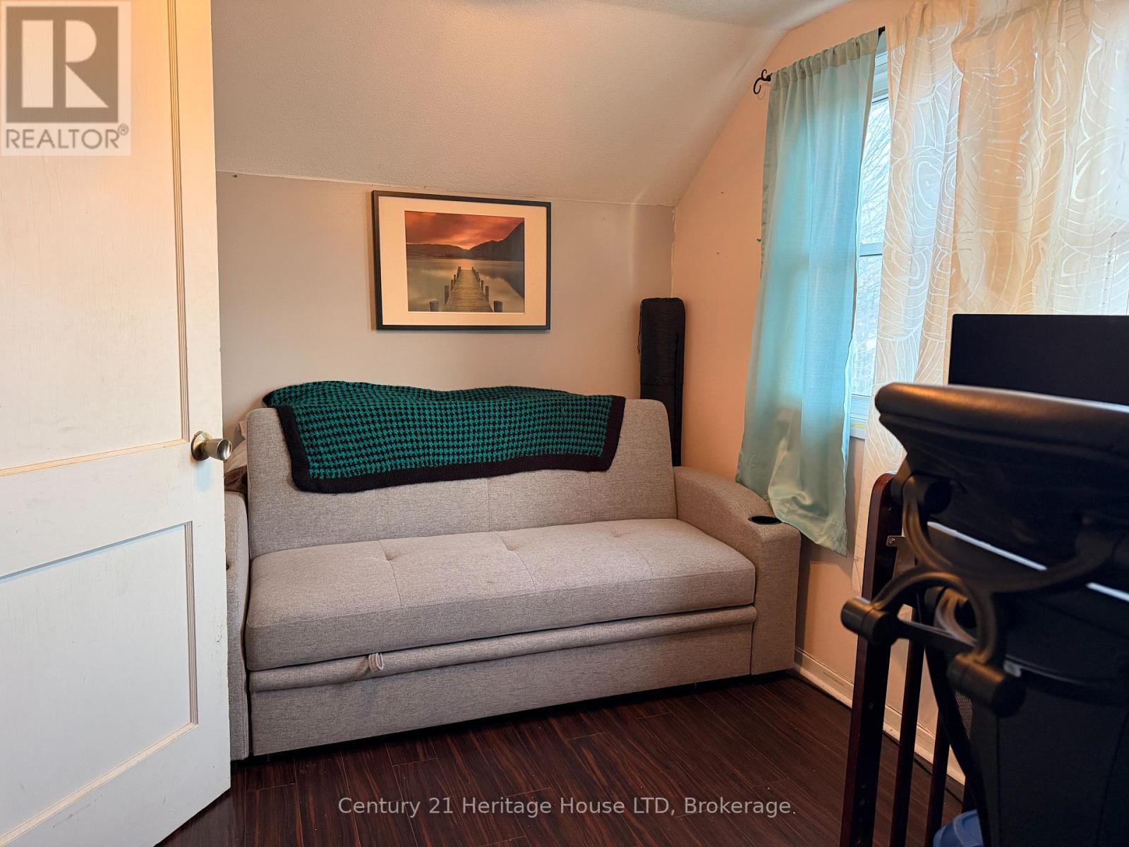 62 Kingsmill Street S, Fort Erie, Ontario  L2A 4E4 - Photo 13 - X12851750