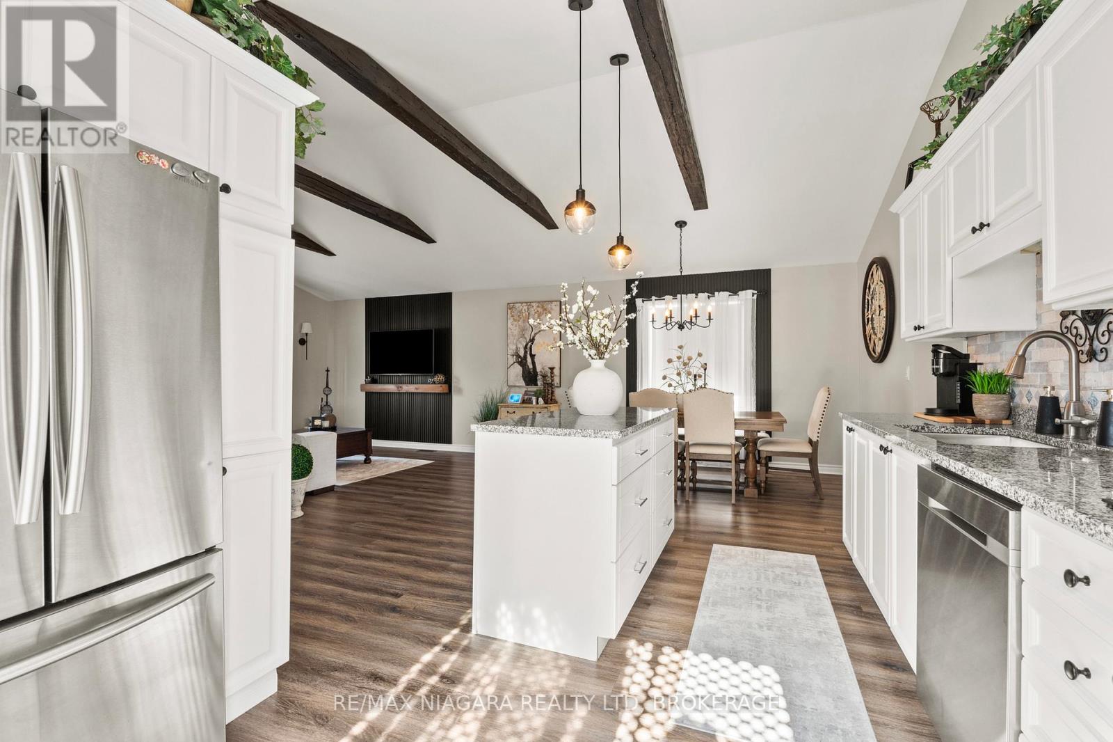 232 Regatta Drive, Welland, Ontario  L3B 6E8 - Photo 14 - X12851766