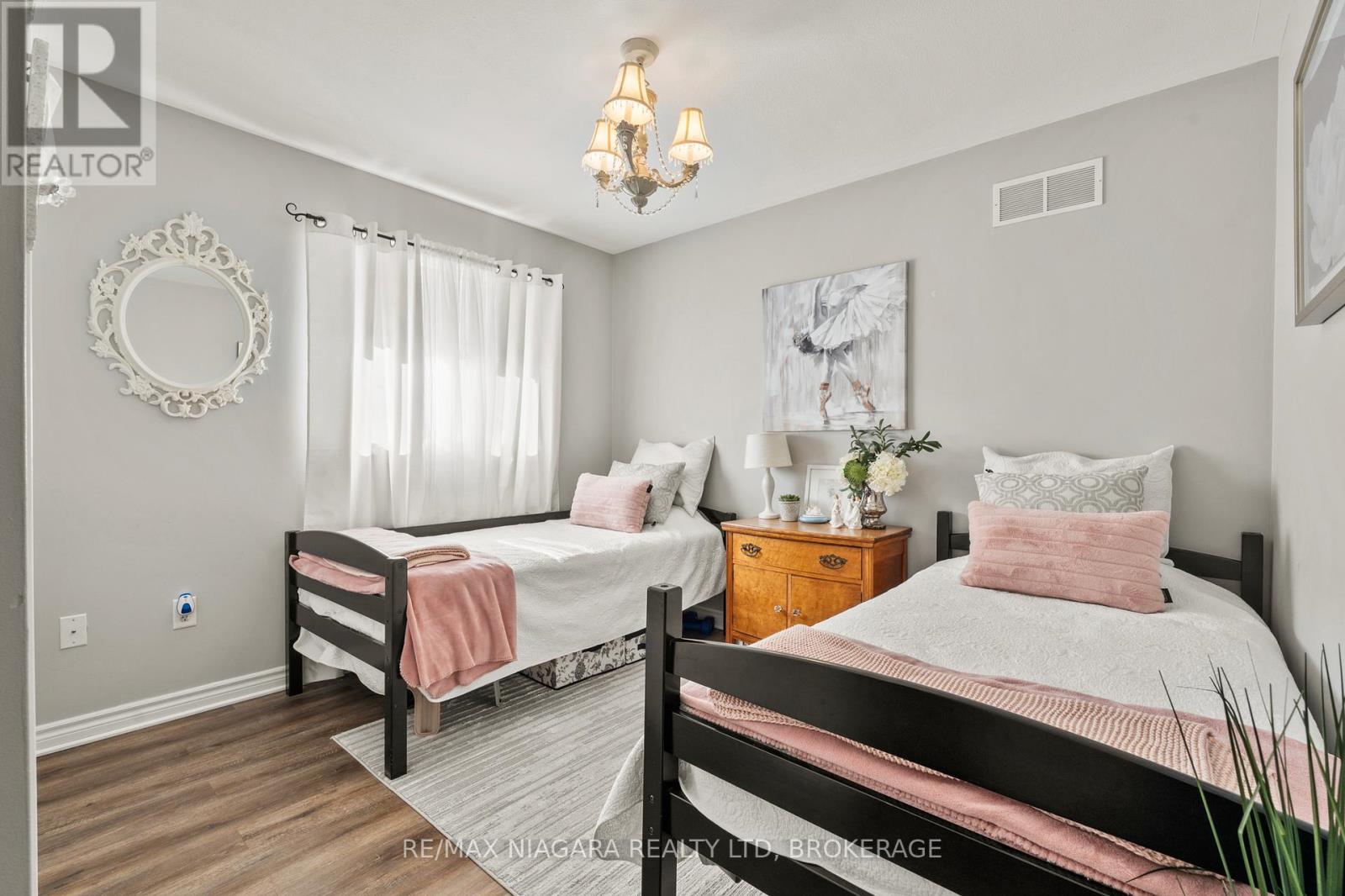 232 Regatta Drive, Welland, Ontario  L3B 6E8 - Photo 18 - X12851766