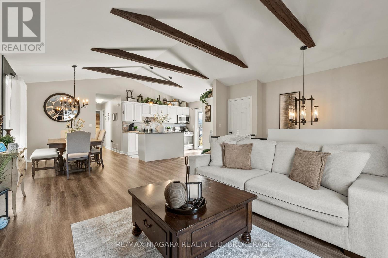 232 Regatta Drive, Welland, Ontario  L3B 6E8 - Photo 9 - X12851766