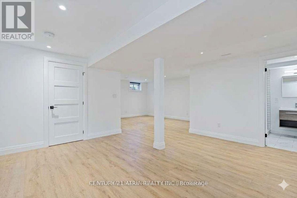 23 Ladbrooke Road, Toronto, Ontario  M3R 2A7 - Photo 20 - W12826996