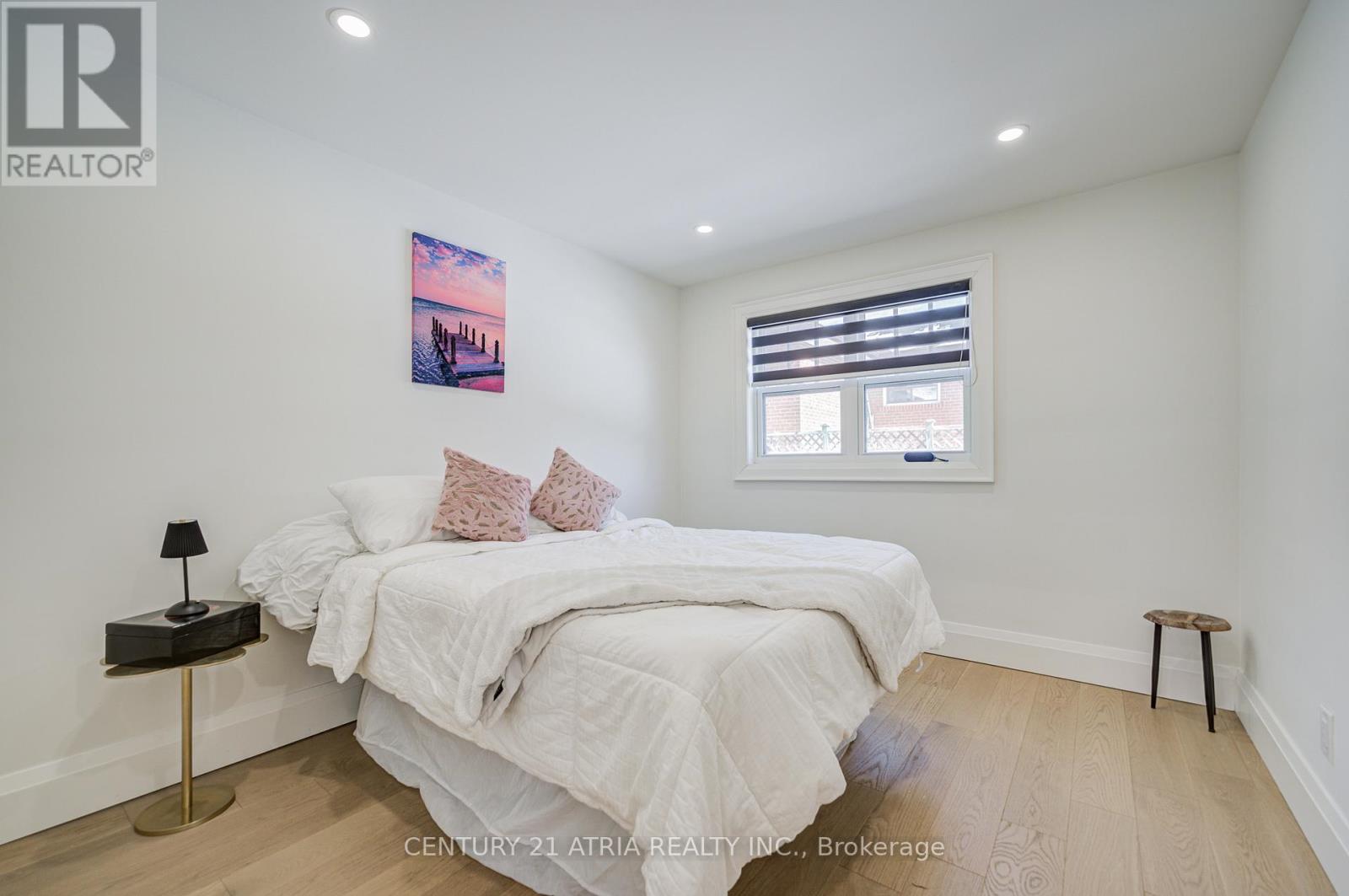 23 Ladbrooke Road, Toronto, Ontario  M3R 2A7 - Photo 25 - W12826996