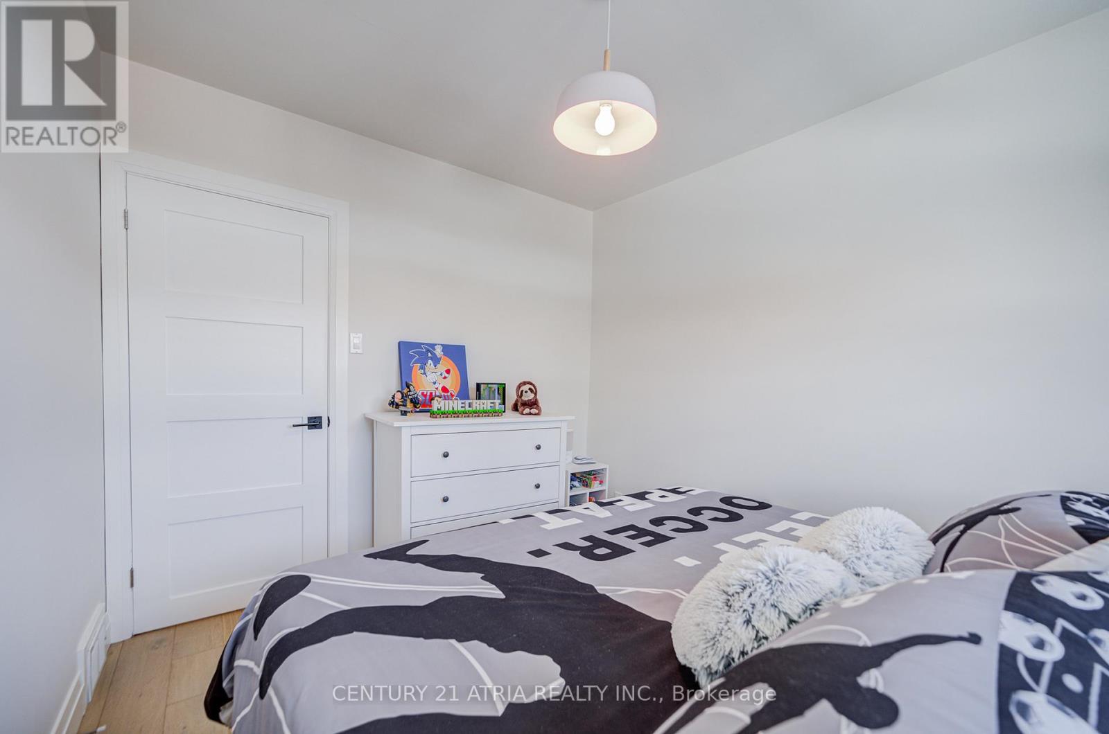 23 Ladbrooke Road, Toronto, Ontario  M3R 2A7 - Photo 28 - W12826996