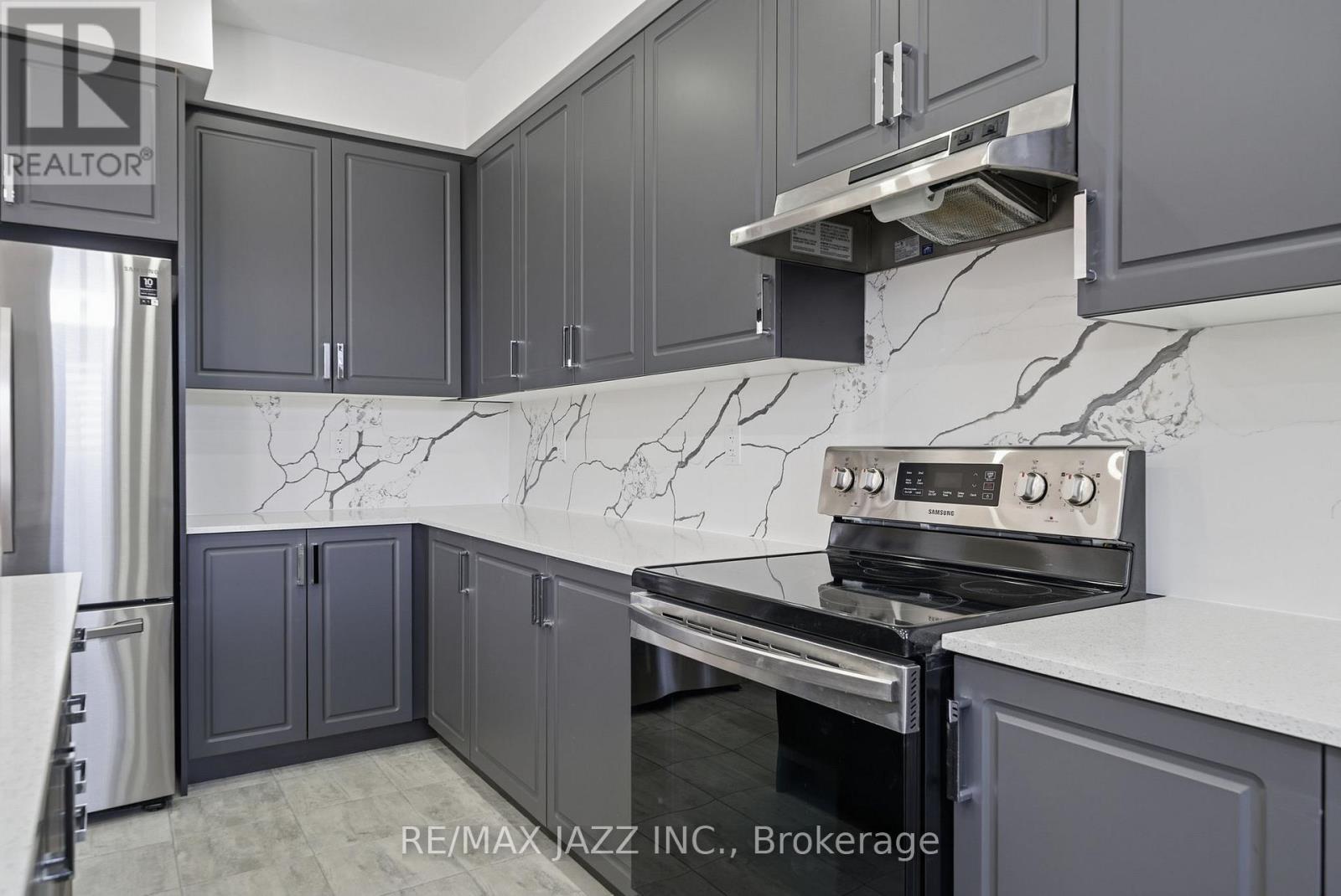 123 Woolacott Lane, Clarington, Ontario  L1C 7H1 - Photo 10 - E12851802