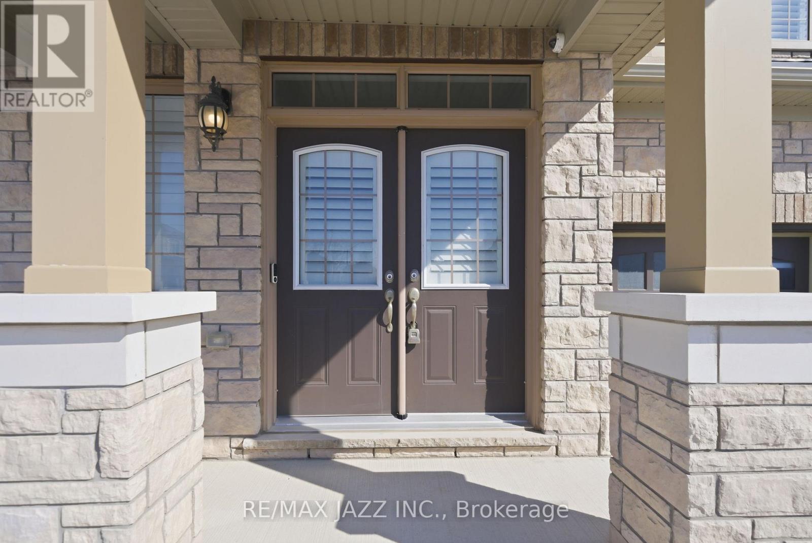 123 Woolacott Lane, Clarington, Ontario  L1C 7H1 - Photo 2 - E12851802