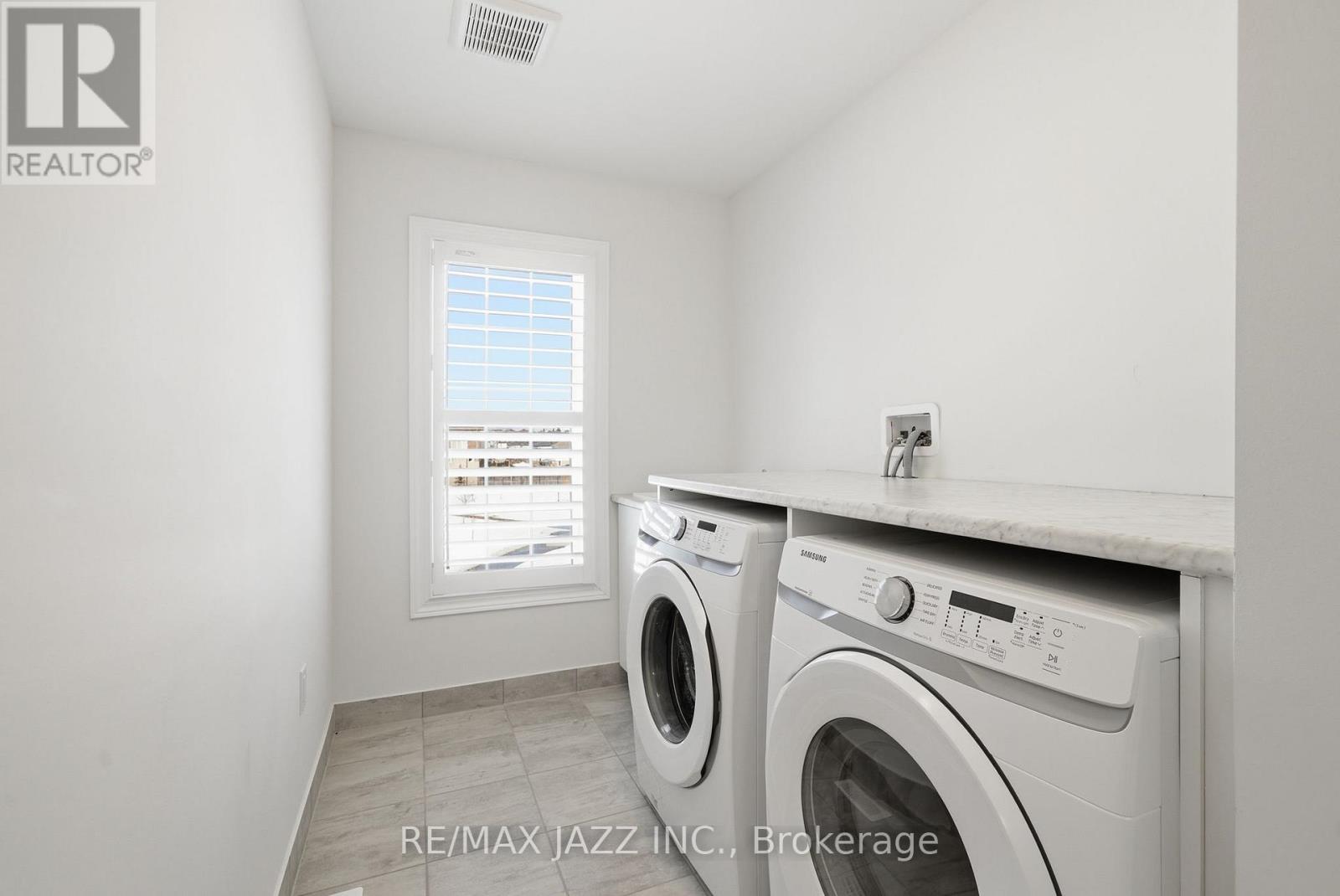 123 Woolacott Lane, Clarington, Ontario  L1C 7H1 - Photo 38 - E12851802