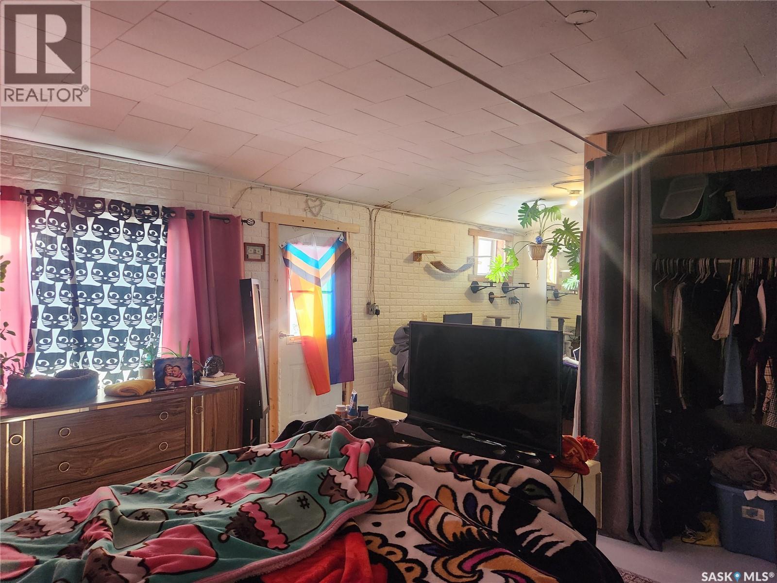 421 4th Street, Chaplin, Saskatchewan  S0H 0V0 - Photo 21 - SK028646