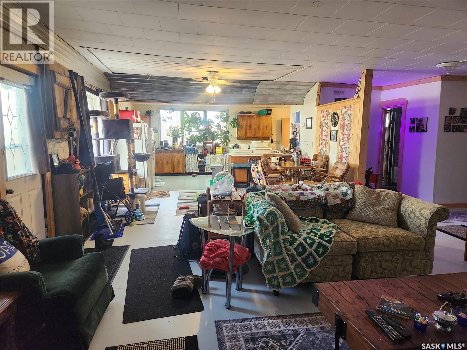 421 4th Street, Chaplin, Saskatchewan  S0H 0V0 - Photo 12 - SK028646