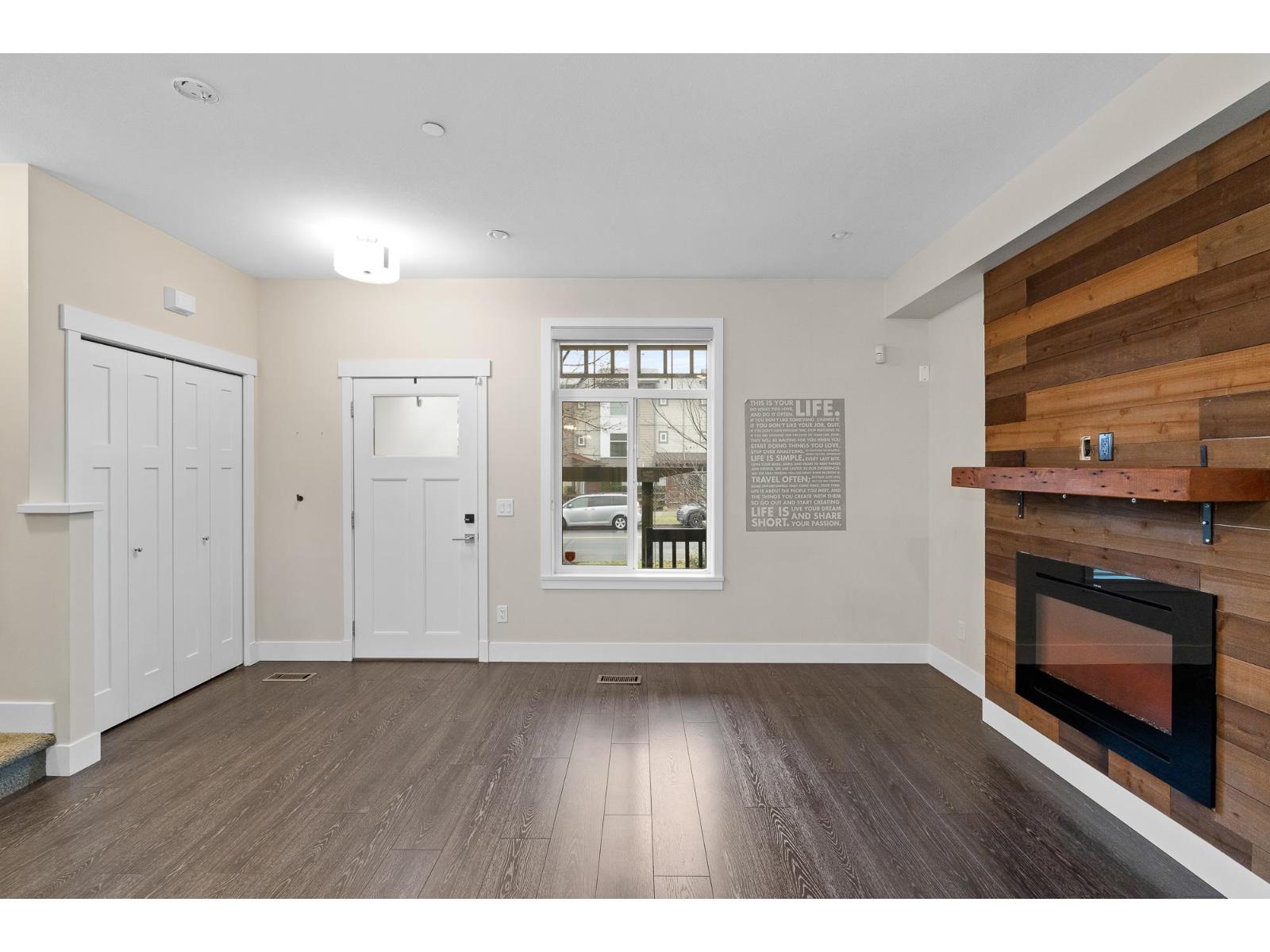 20362 84 Avenue, Langley, British Columbia  V2Y 0R6 - Photo 5 - R3096165