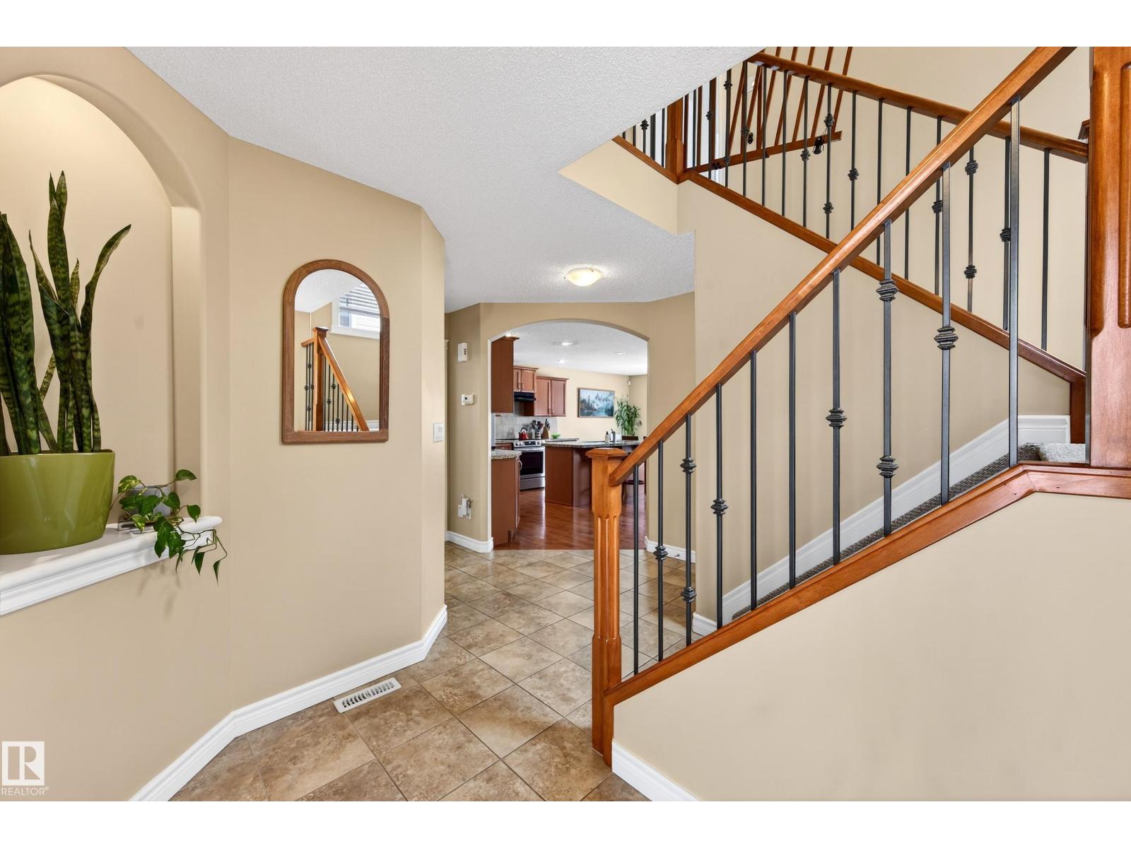 14036 145 Avenue Nw Nw, Edmonton, Alberta  T6V 1Y2 - Photo 5 - E4476117