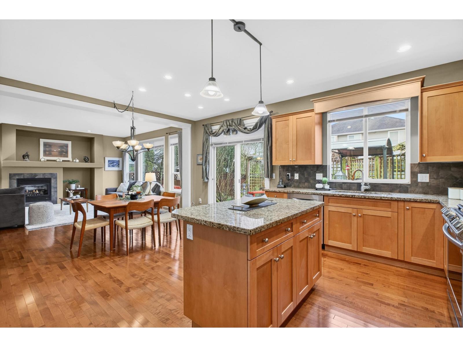 7134 196a Street, Langley, British Columbia  V2Y 2Z9 - Photo 16 - R3096754