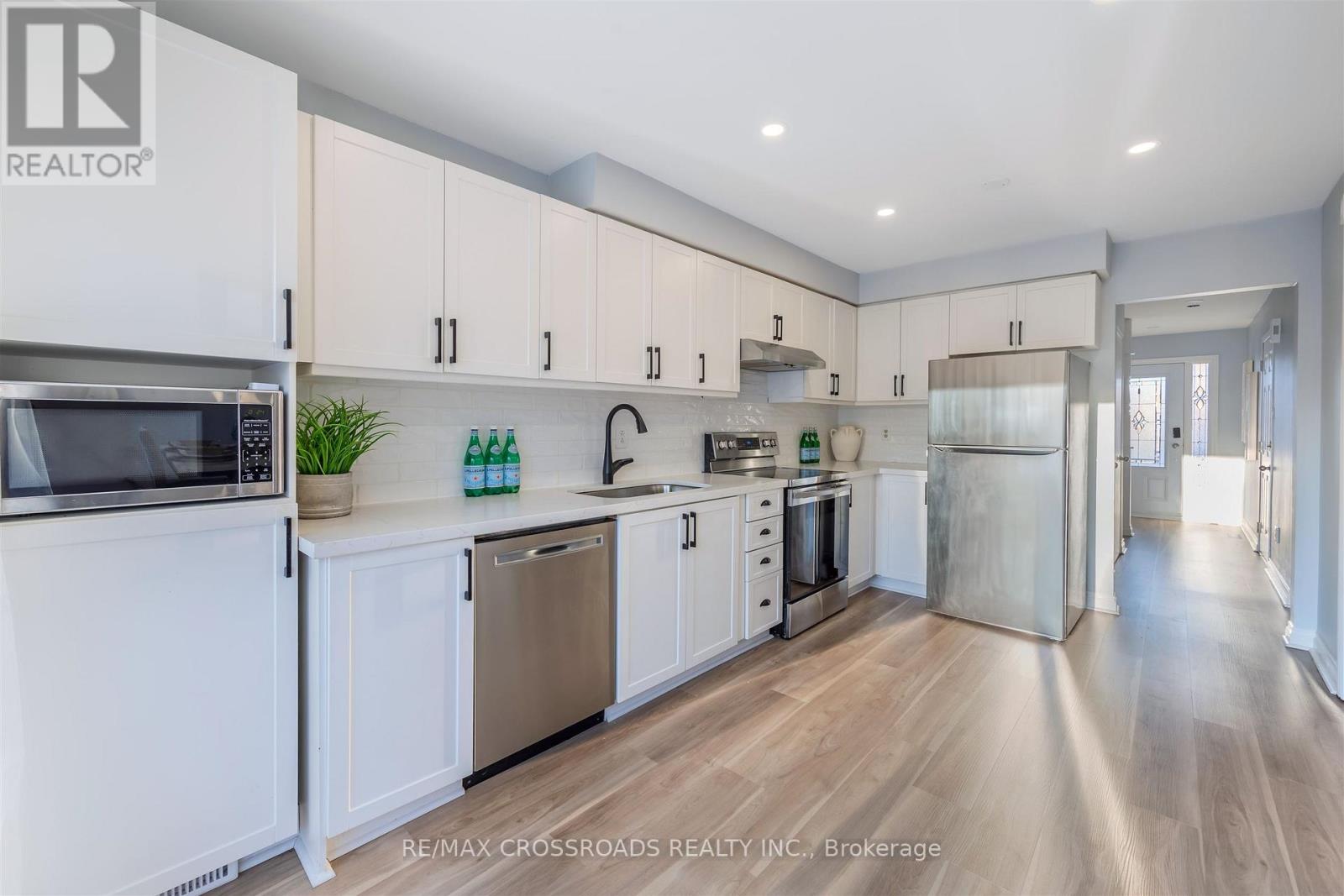 32 Trudeau Drive, Clarington (Bowmanville), Ontario  L1C 4K1 - Photo 15 - E12851758