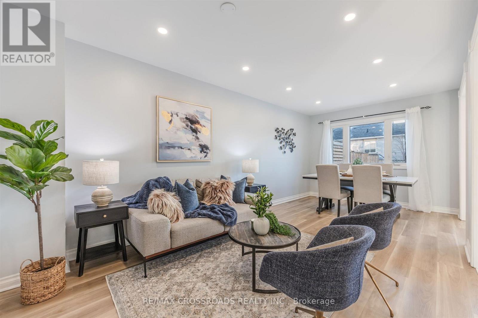 32 Trudeau Drive, Clarington (Bowmanville), Ontario  L1C 4K1 - Photo 6 - E12851758