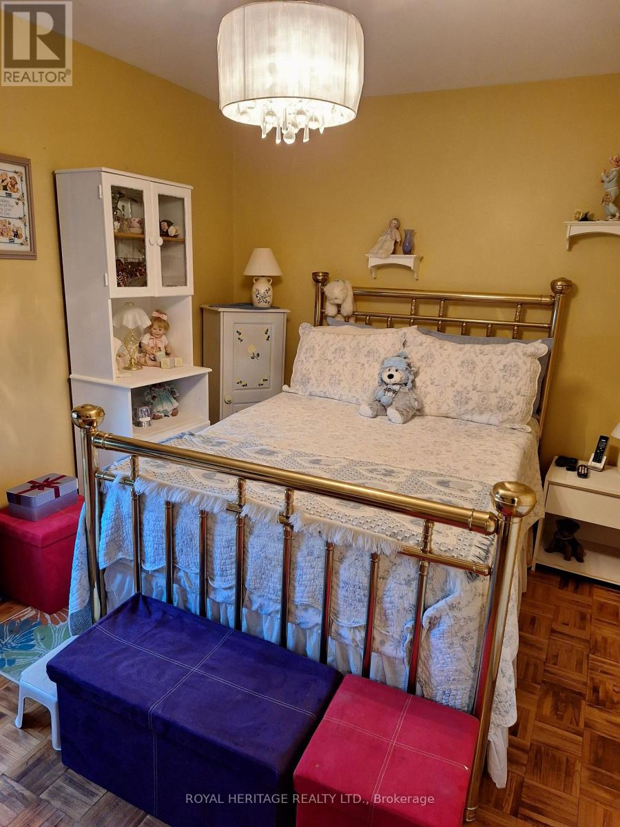 6 - 677 Marksbury Road, Pickering, Ontario  L1W 2T3 - Photo 1 - E12851788