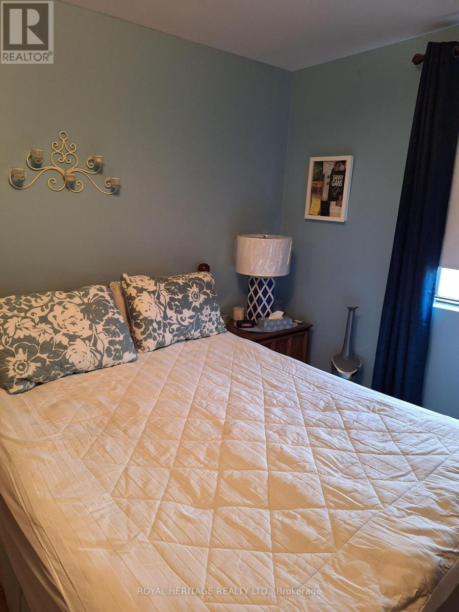 6 - 677 Marksbury Road, Pickering, Ontario  L1W 2T3 - Photo 3 - E12851788