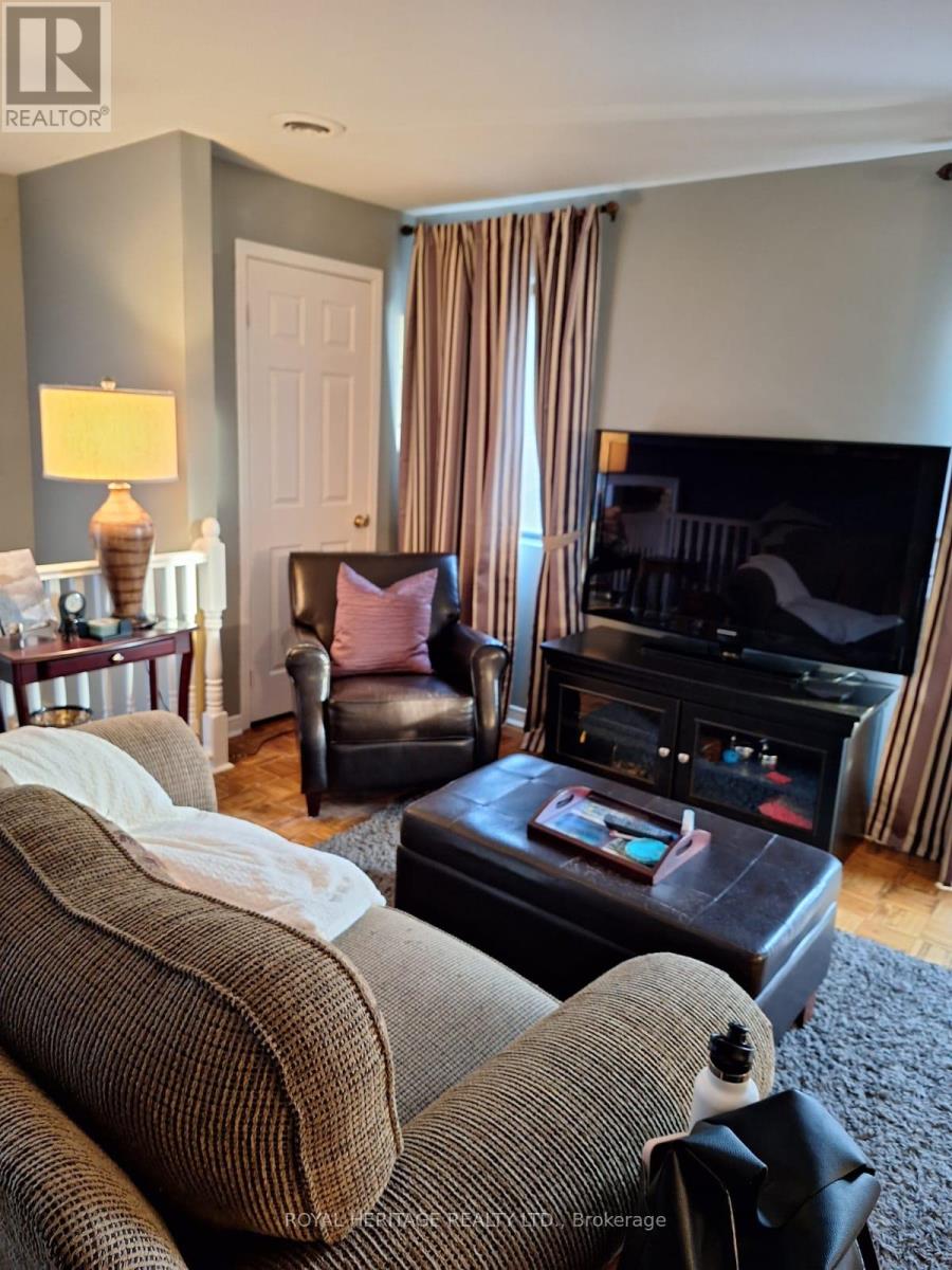 6 - 677 Marksbury Road, Pickering, Ontario  L1W 2T3 - Photo 7 - E12851788