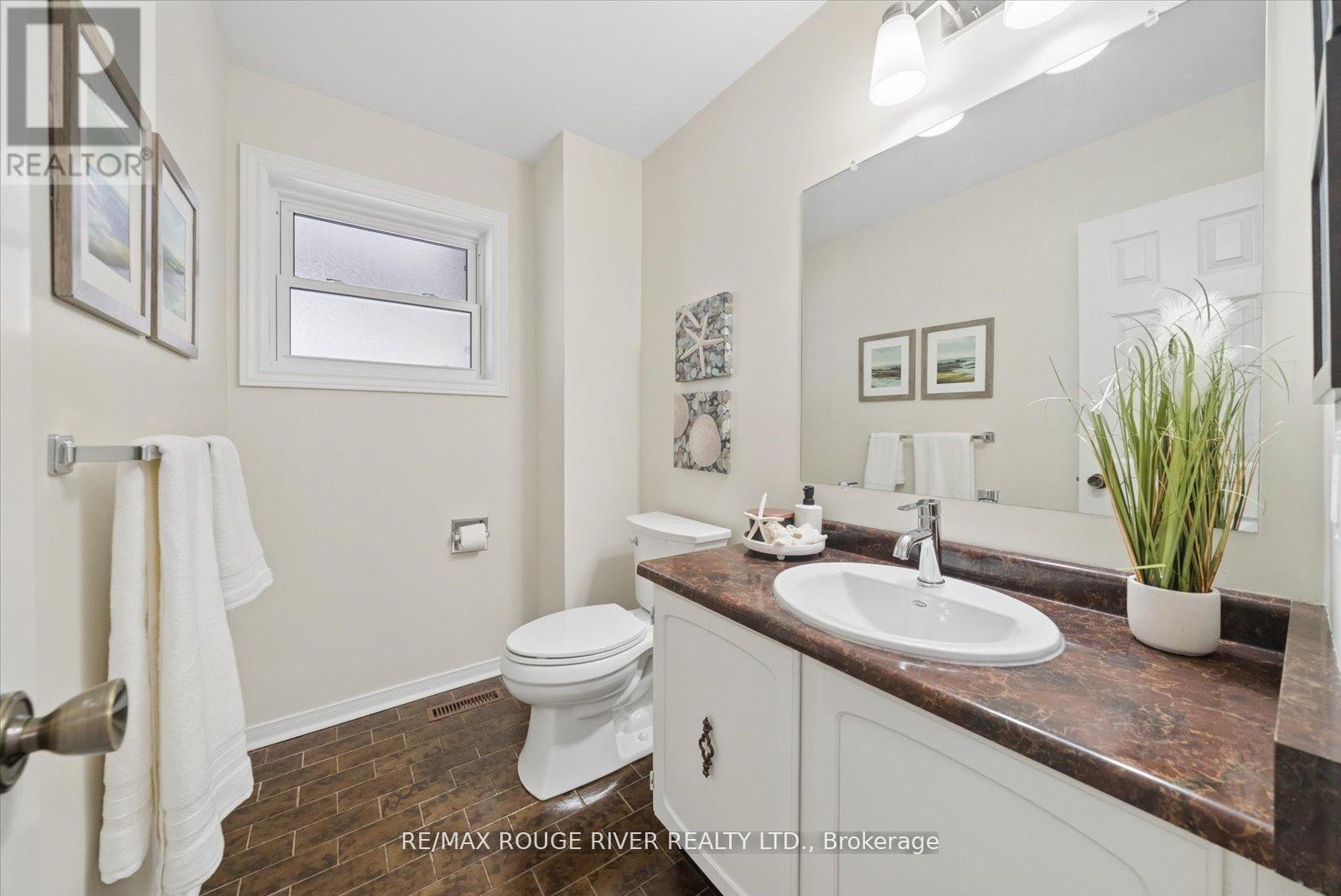 1 Worfolk Place, Whitby, Ontario  L1N 6Z2 - Photo 16 - E12851834