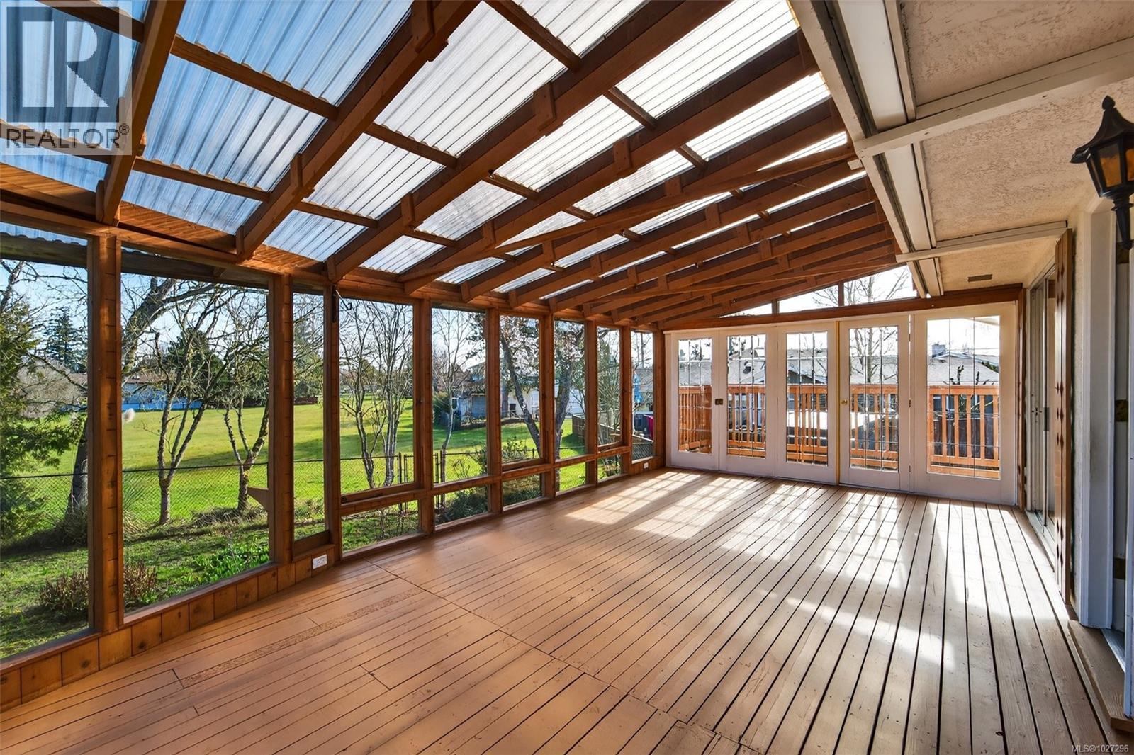 10304 Pollard Pl, Sidney, British Columbia  V8L 2M4 - Photo 12 - 1027296