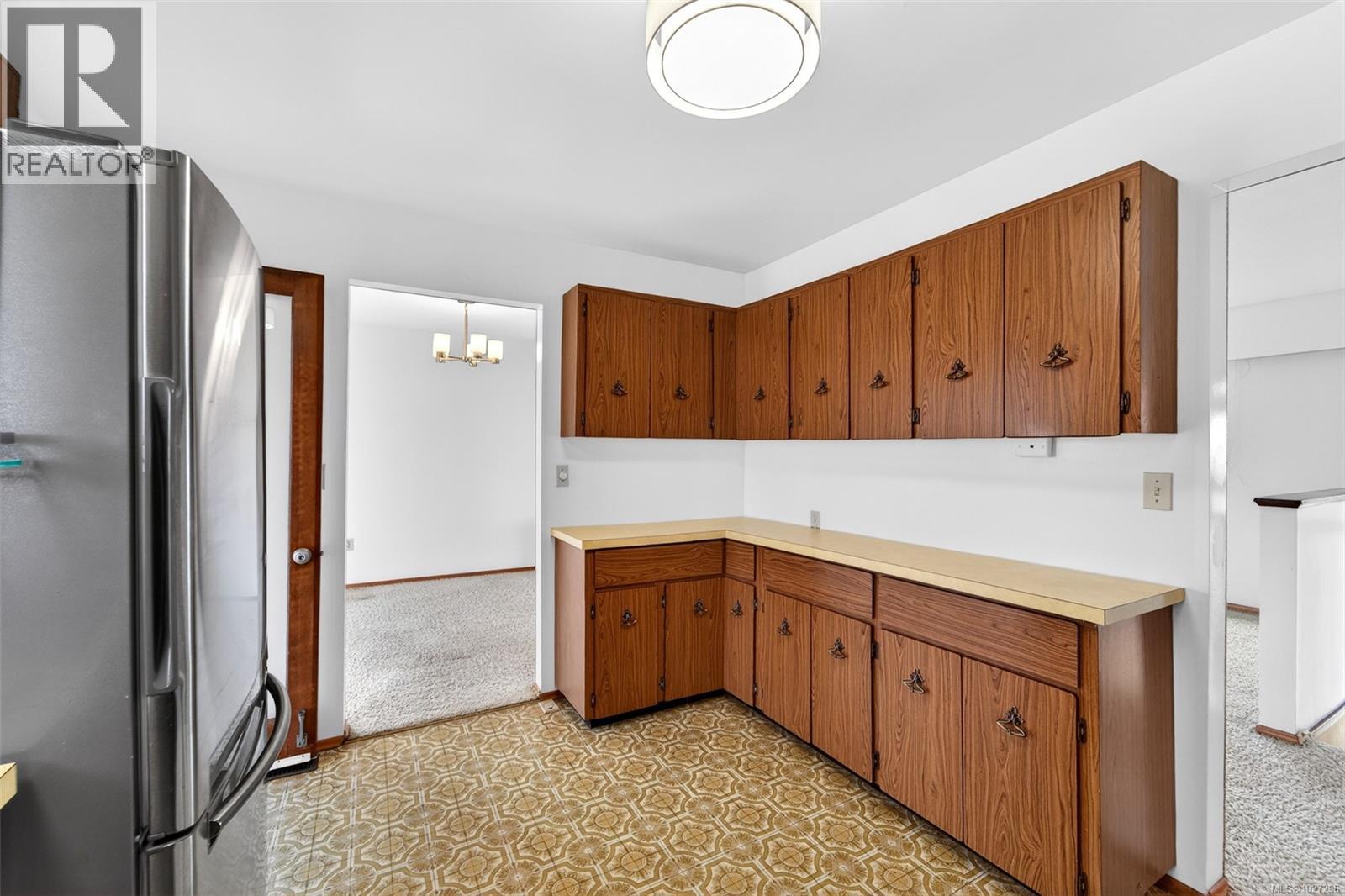 10304 Pollard Pl, Sidney, British Columbia  V8L 2M4 - Photo 5 - 1027296