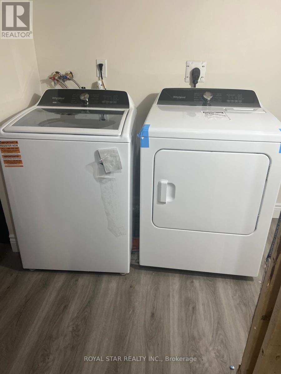 Bsmt - 89 Forest Edge Crescent, East Gwillimbury, Ontario  L9N 0S6 - Photo 4 - N12851774