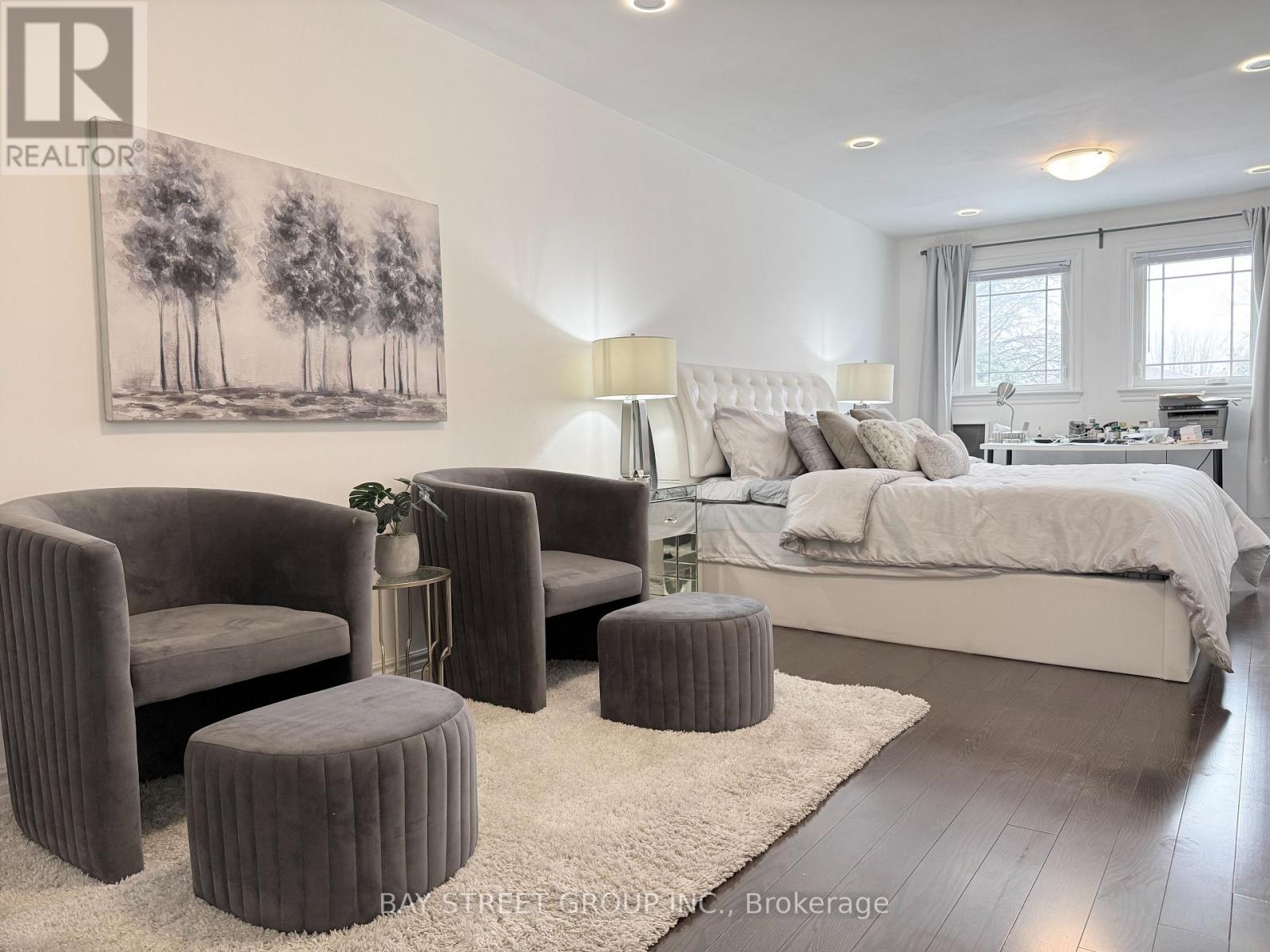 212 Risebrough Circuit, Markham, Ontario  L3R 3H9 - Photo 6 - N12851840