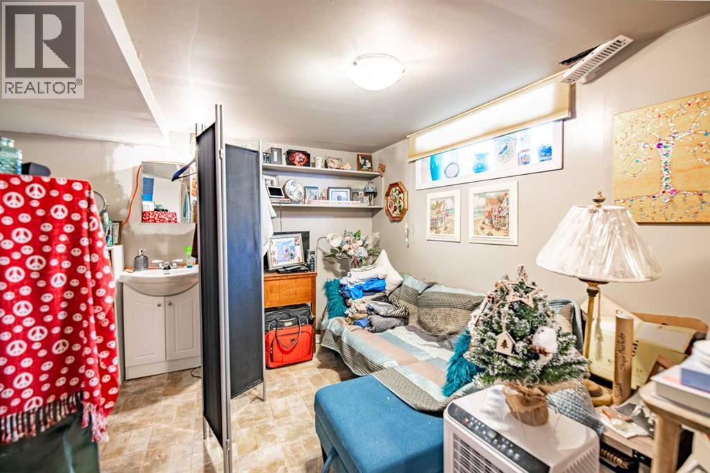 5111 47 Avenue, Sylvan Lake, Alberta  T4S 1G9 - Photo 14 - A2286832