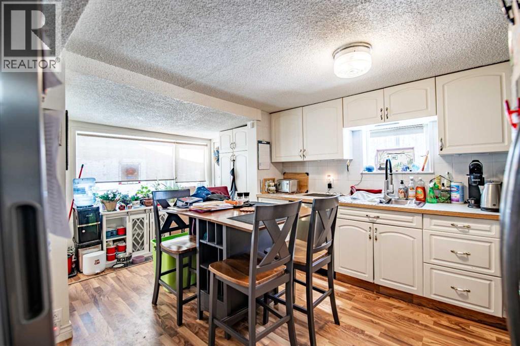 5111 47 Avenue, Sylvan Lake, Alberta  T4S 1G9 - Photo 7 - A2286832