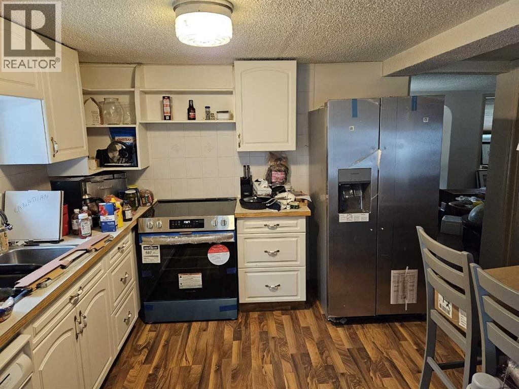 5111 47 Avenue, Sylvan Lake, Alberta  T4S 1G9 - Photo 6 - A2286832