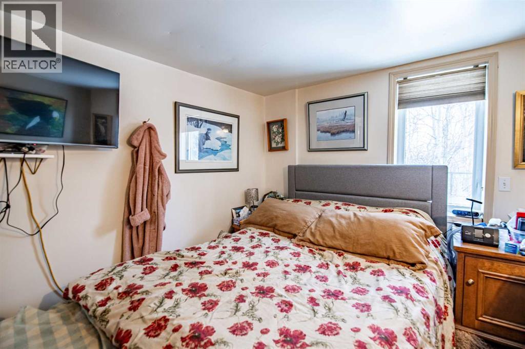 5111 47 Avenue, Sylvan Lake, Alberta  T4S 1G9 - Photo 9 - A2286832