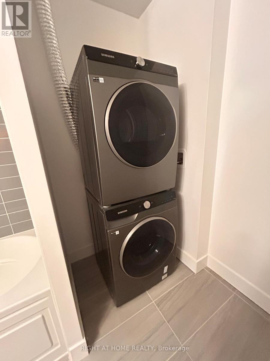 323 - 2343 Khalsa Gate, Oakville, Ontario  L6M 4J2 - Photo 11 - W12851748