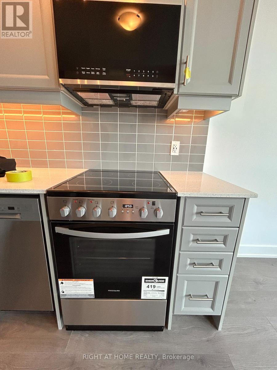 323 - 2343 Khalsa Gate, Oakville, Ontario  L6M 4J2 - Photo 3 - W12851748