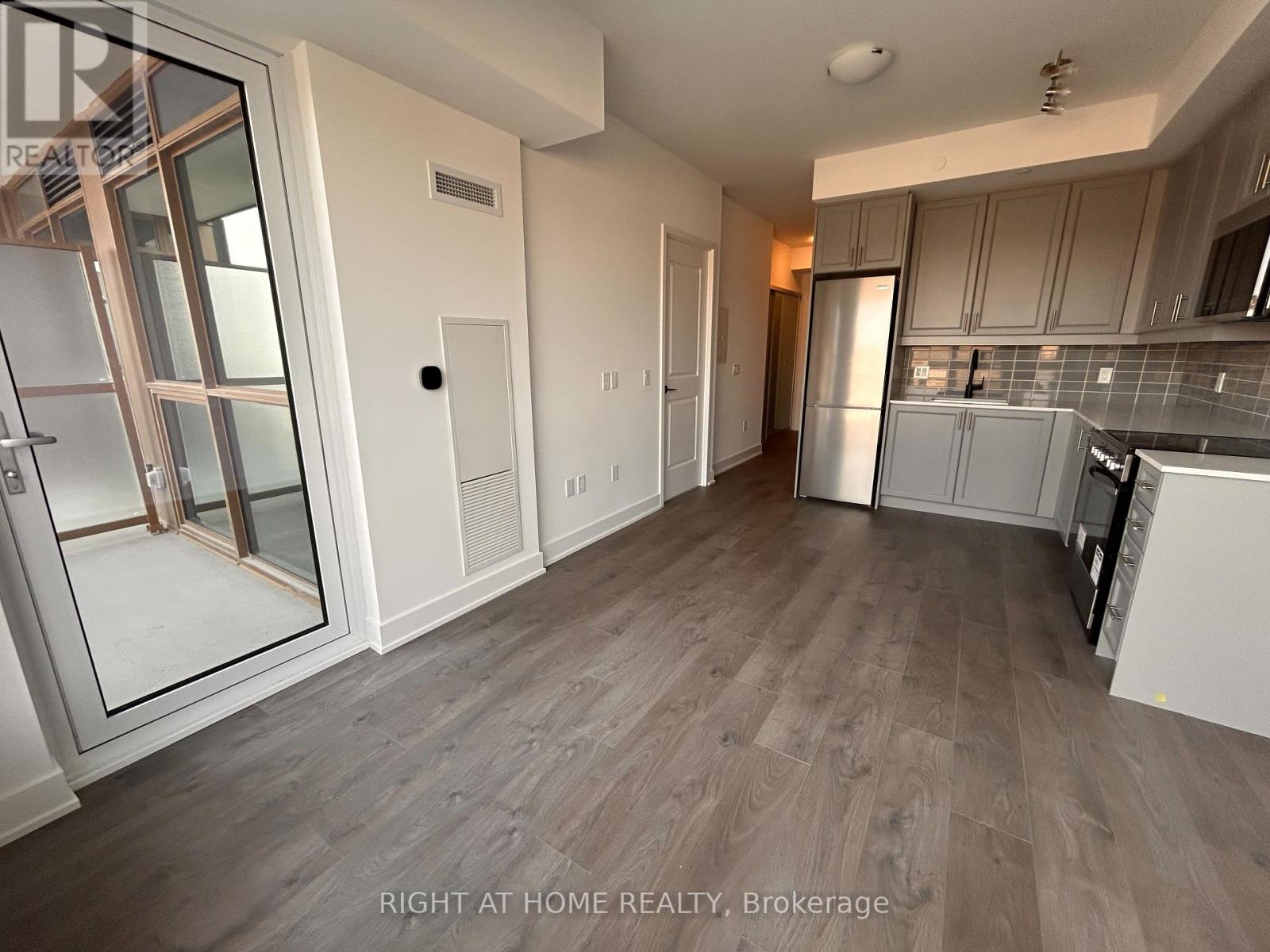 323 - 2343 Khalsa Gate, Oakville, Ontario  L6M 4J2 - Photo 4 - W12851748