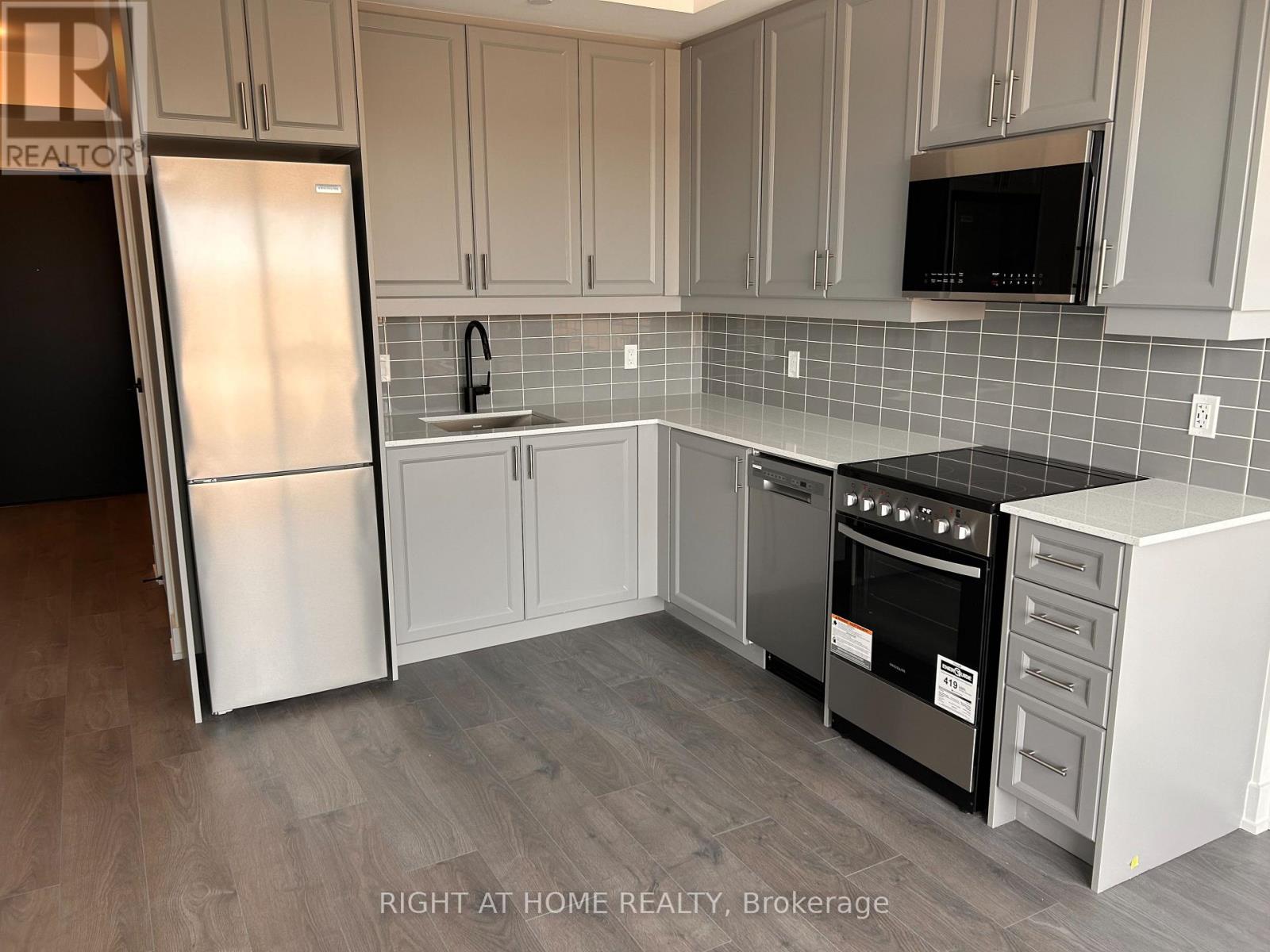 323 - 2343 Khalsa Gate, Oakville, Ontario  L6M 4J2 - Photo 5 - W12851748