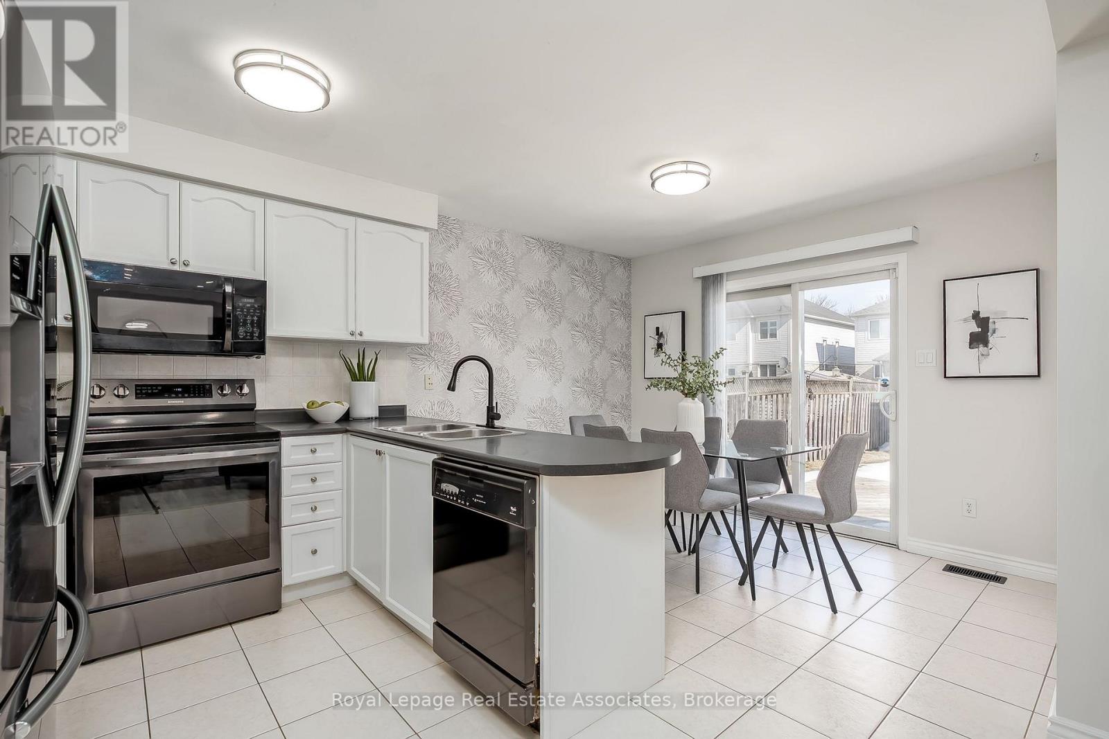 1130 Zimmerman Crescent, Milton, Ontario  L9T 5T2 - Photo 11 - W12851816