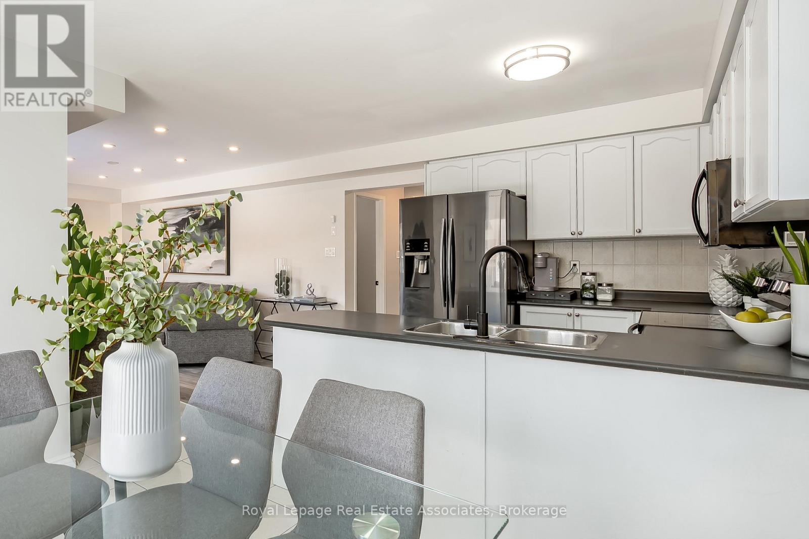 1130 Zimmerman Crescent, Milton, Ontario  L9T 5T2 - Photo 16 - W12851816