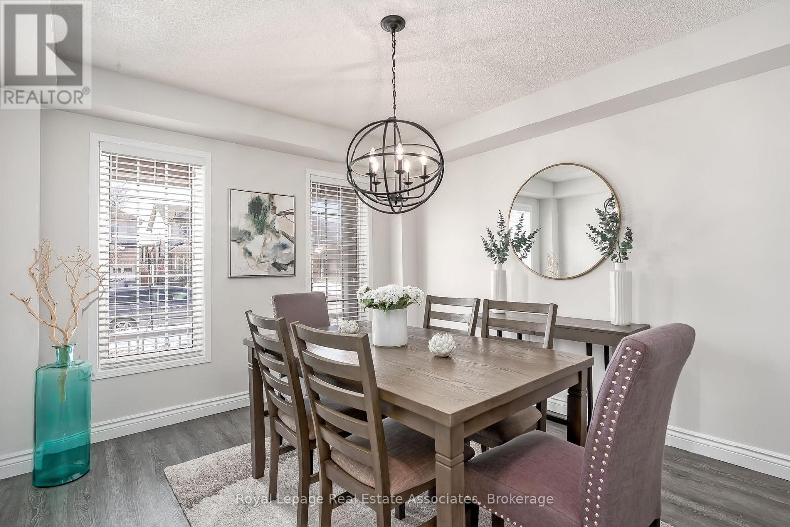 1130 Zimmerman Crescent, Milton, Ontario  L9T 5T2 - Photo 4 - W12851816