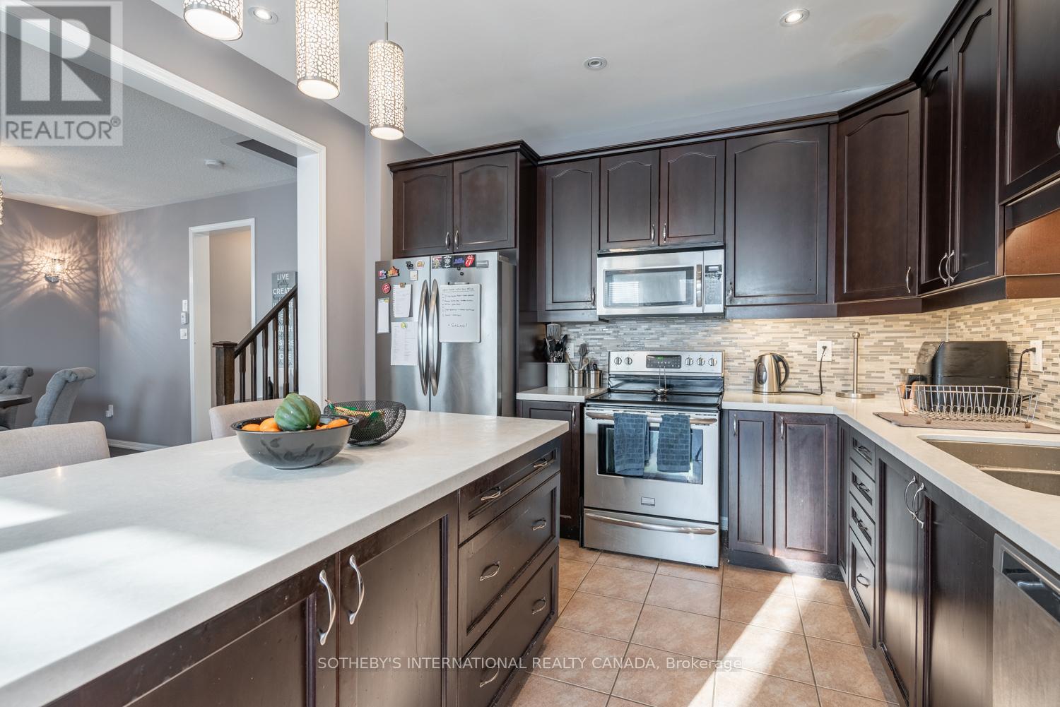 364 Leiterman Drive, Milton, Ontario  L9T 8G2 - Photo 13 - W12851828