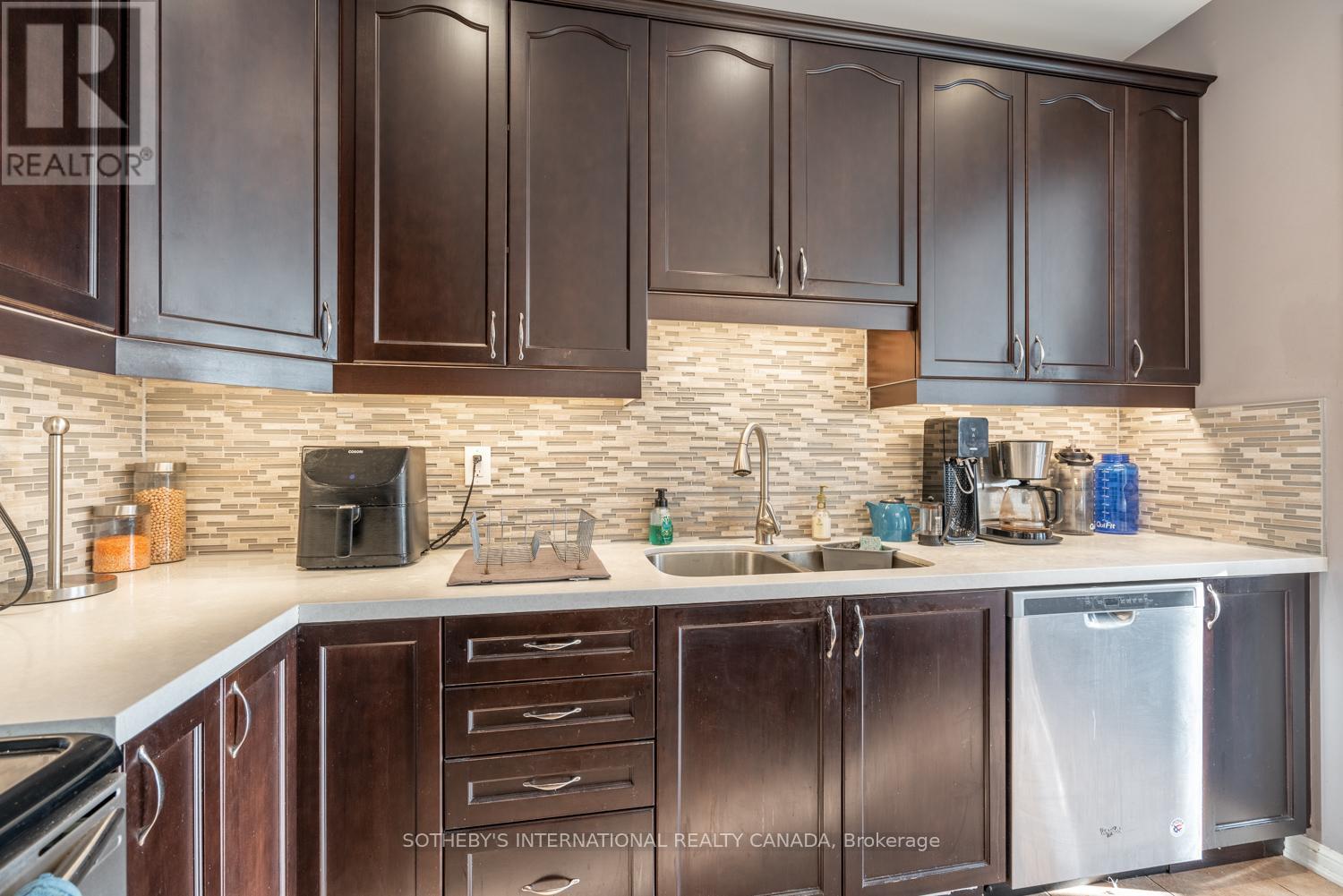 364 Leiterman Drive, Milton, Ontario  L9T 8G2 - Photo 14 - W12851828