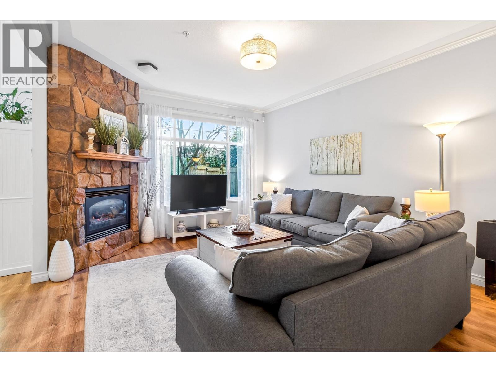 6 19148 124 Avenue, Pitt Meadows, British Columbia  V3Y 2V2 - Photo 5 - R3096171