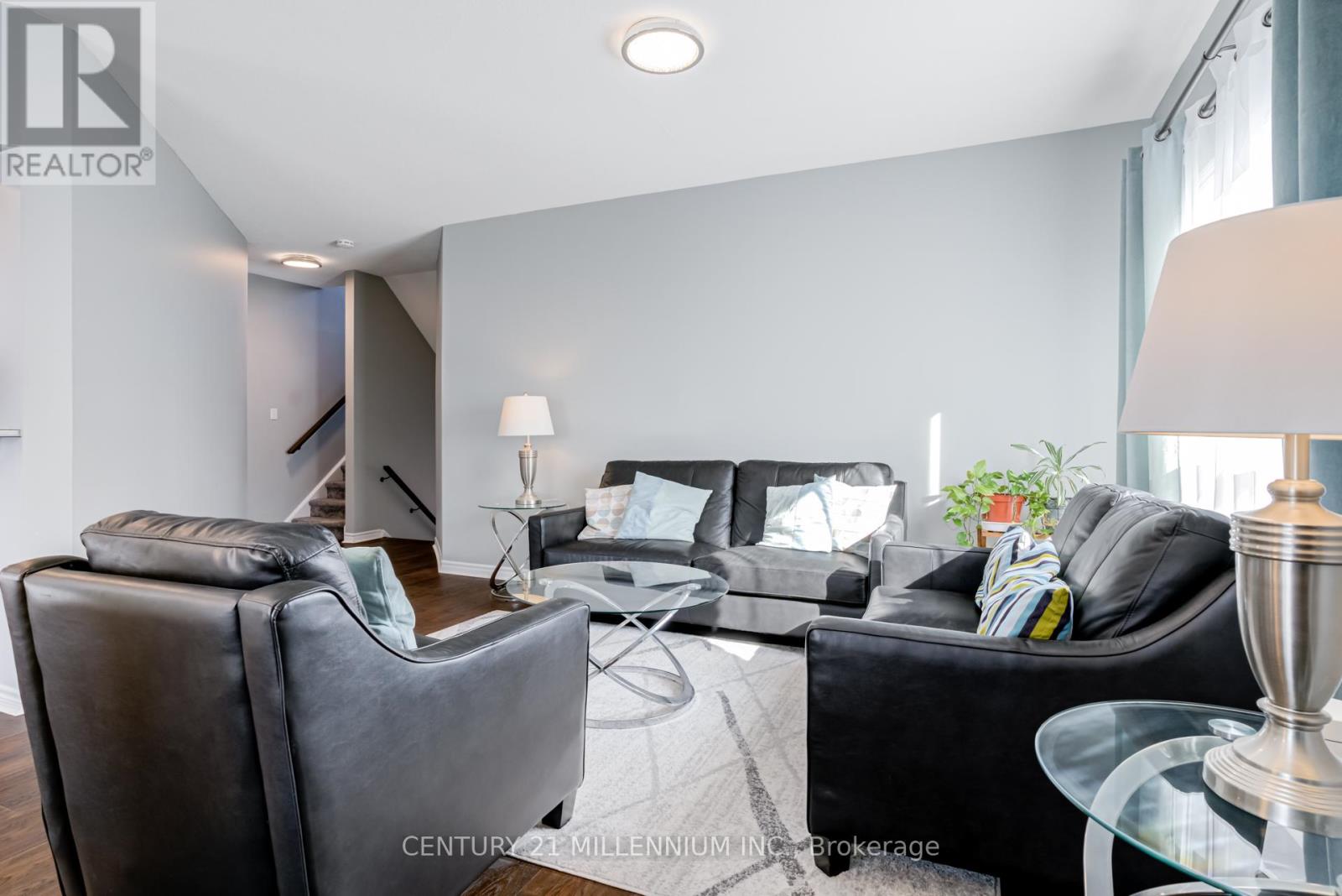 42 Frasson Drive, Guelph, Ontario  N1E 7J9 - Photo 7 - X12851818