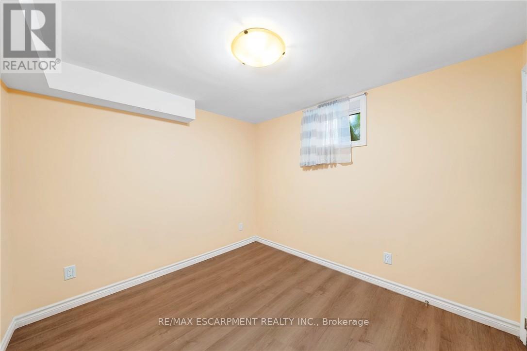 167 Miles Road, Hamilton, Ontario  L8W 1E2 - Photo 25 - X12851820