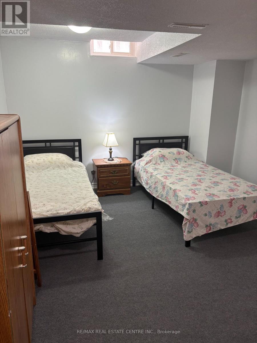 Basement - 27 Fairlight Street, Brampton, Ontario  L6Z 3W2 - Photo 2 - W12841238