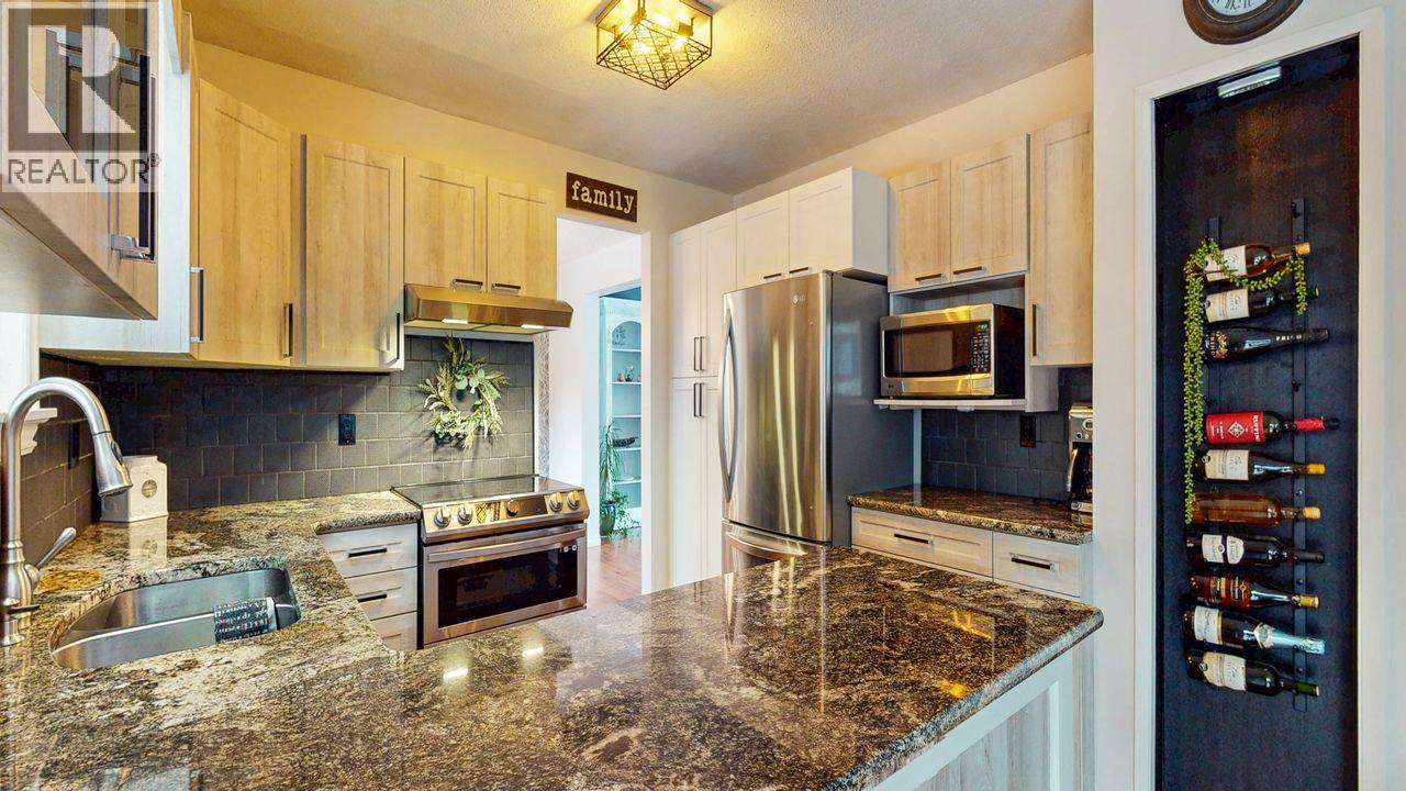 3305 7th Street S, Cranbrook, British Columbia  V1C 5G6 - Photo 23 - 10378012