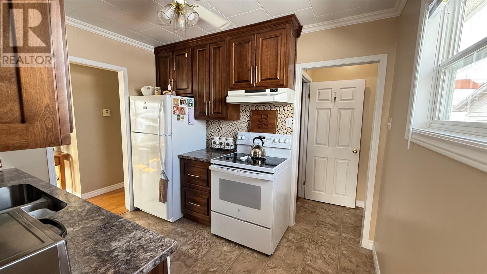 386a Main Street, Springdale, Newfoundland & Labrador   - Photo 18 - 1294660