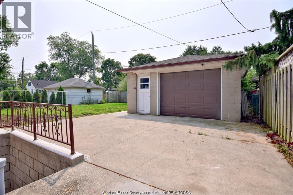 4769 Seminole Unit# Lower, Windsor, Ontario  N8Y 2A2 - Photo 11 - 26004660