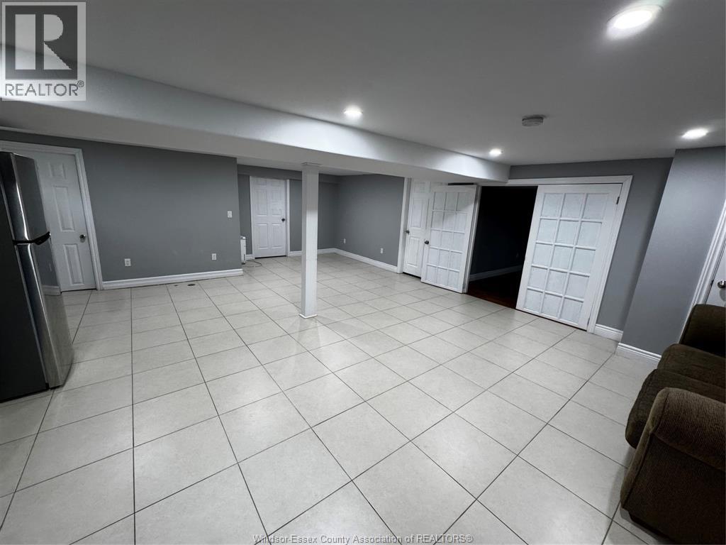 4769 Seminole Unit# Lower, Windsor, Ontario  N8Y 2A2 - Photo 3 - 26004660