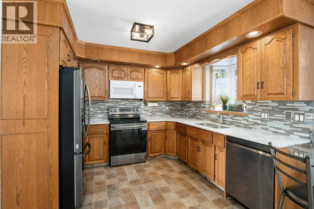 6418 55 Avenue, Ponoka, Alberta  T4J 1S2 - Photo 12 - A2289956